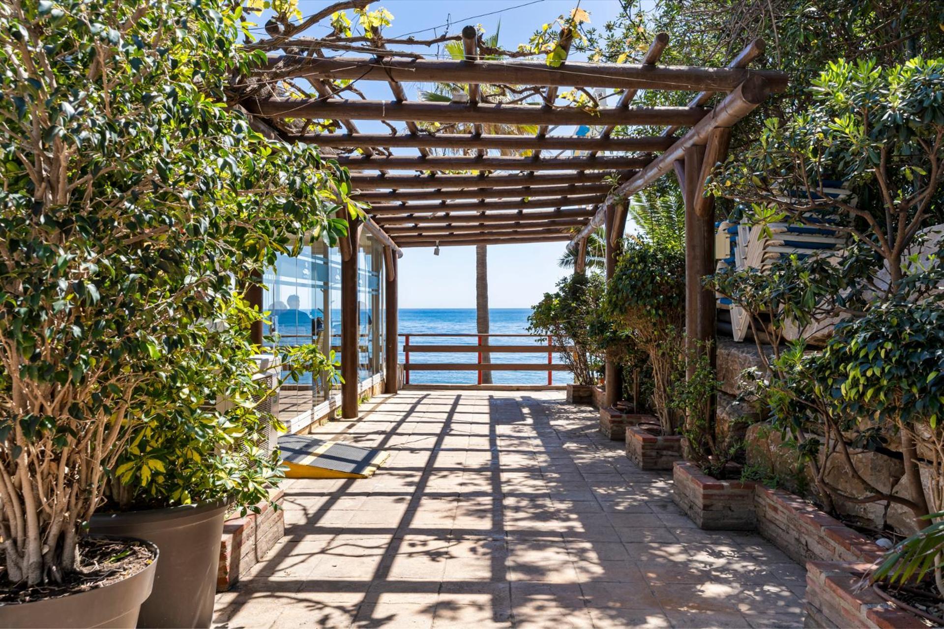 Beachfront Calahonda Apartment By Costarentals - Ref 89 Sitio de Calahonda Esterno foto